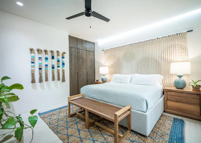 1 Homes Preview Cabo 5*